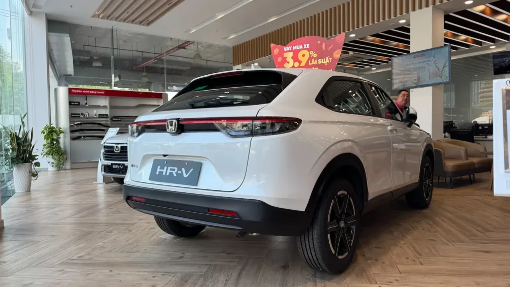 Honda HR-V 2024: B-SUV Thể Thao, Giá Hấp Dẫn Honda HR-V 2024: B-SUV Thể Thao, Giá Hấp Dẫn