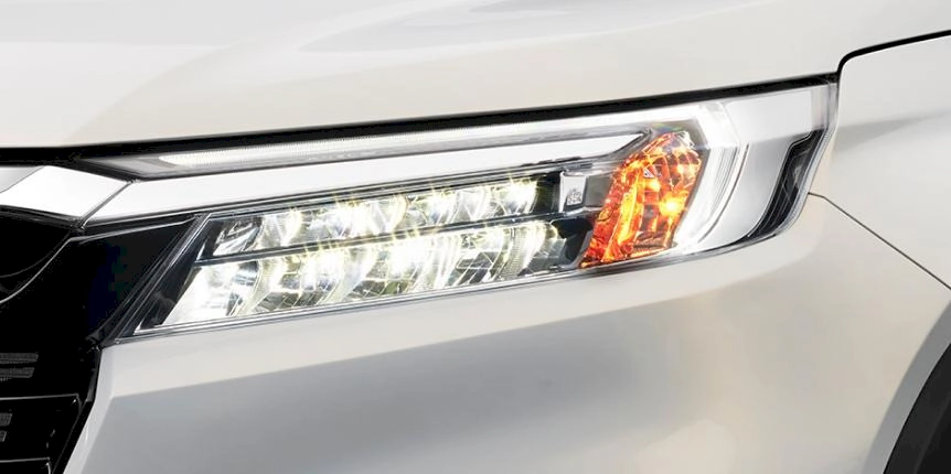 Honda BR-V Cụm đèn trước Full LED hiện đại
