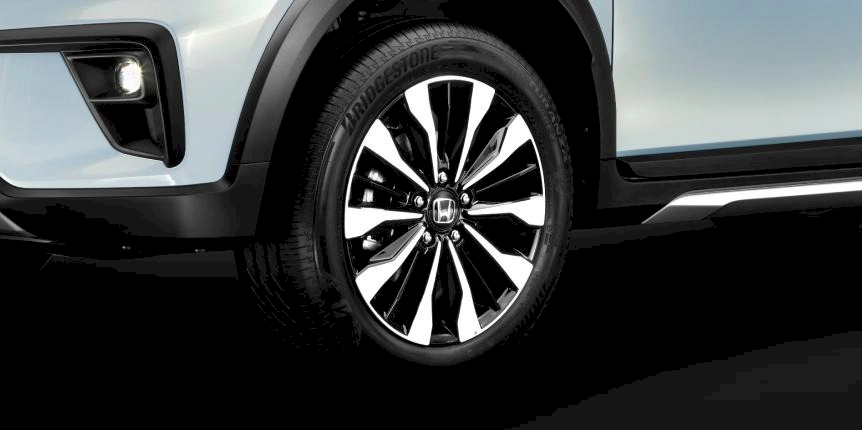 Honda BR-V Mâm xe hợp kim 17 inch phay xước thể thao
